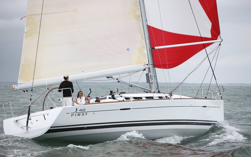 Beneteau First 40