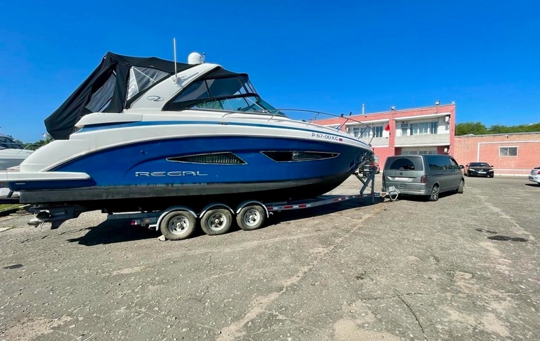 Regal 32 Express (2015)