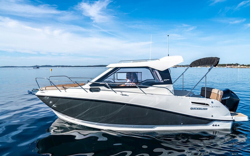 Quicksilver Activ 675 Weekend