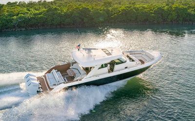 Tiara 48 LS