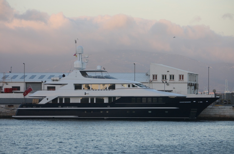 Heesen Lady Azul