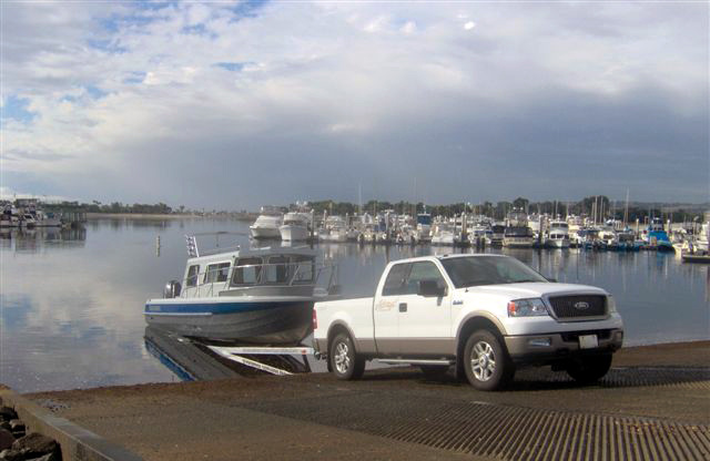 KingFisher 2425 Offshore
