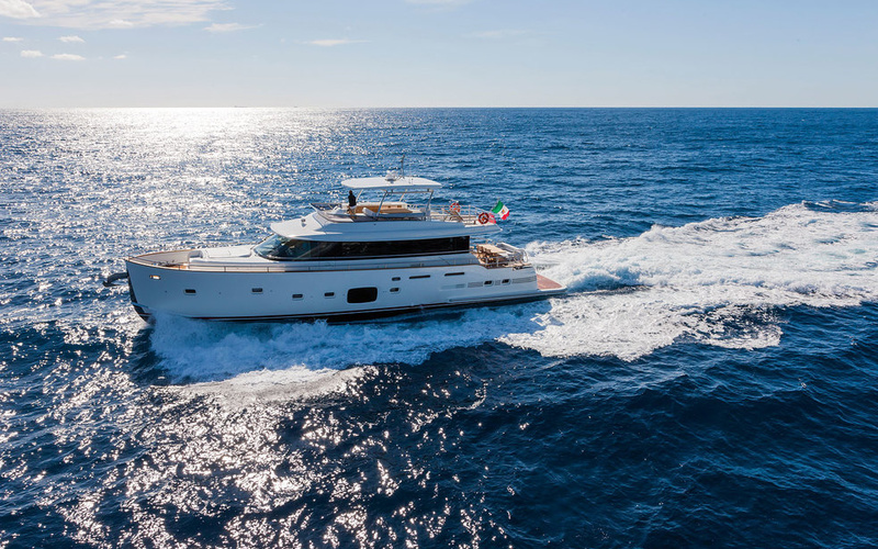 Azimut Magellano 76