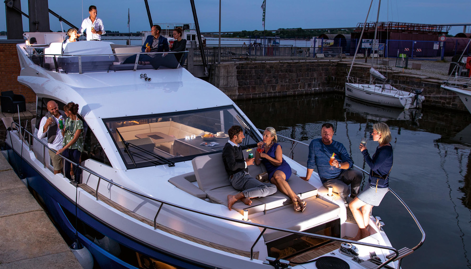 Sealine F 430