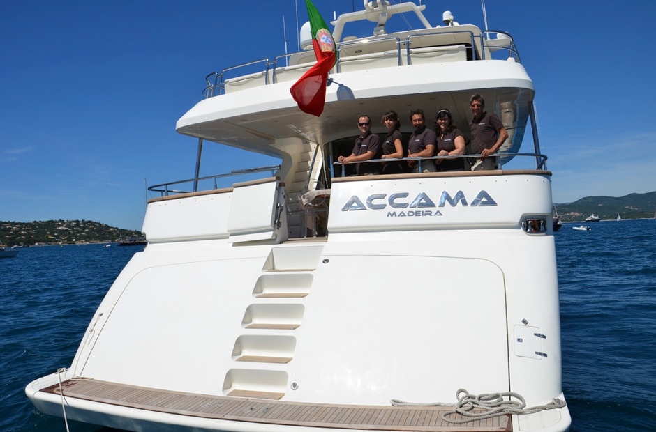 Azimut Accama Delta