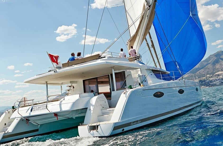 Fountaine Pajot LIR