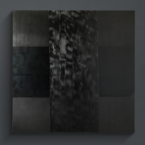 «Black velvet cross»