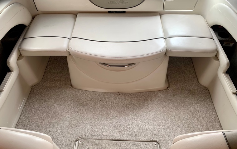 Sea Ray 215 (2007)