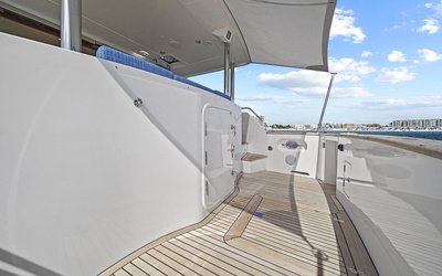 Outer Reef 670 Azure SY