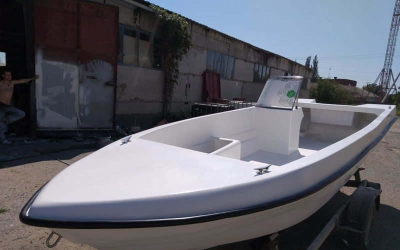 Akua Boat Касатка 560