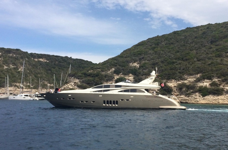 Leopard Love Boat