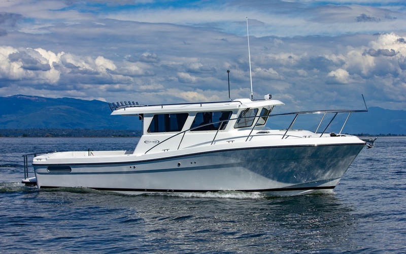 Ocean Sport 33’ Roamer