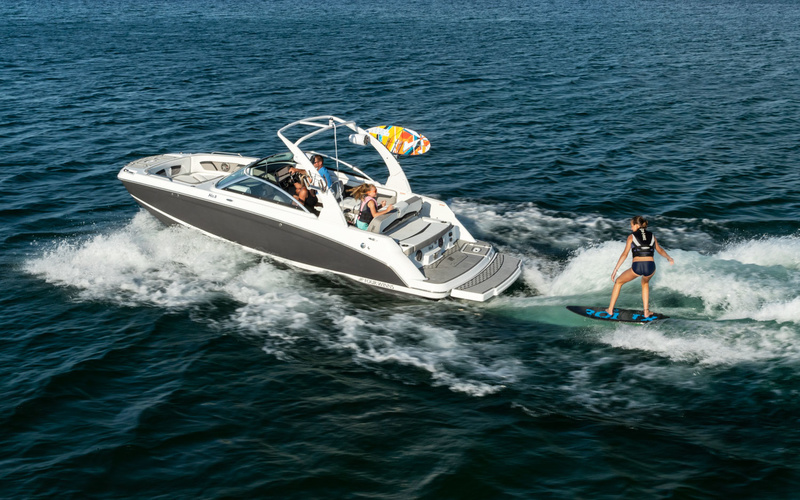 Four Winns HD3 Surf