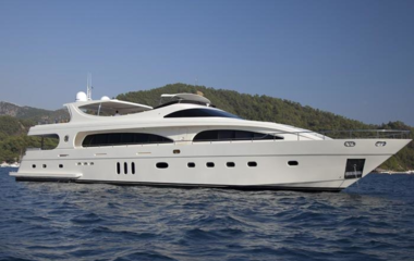 Mengi-Yay Yachts Joan's Beach