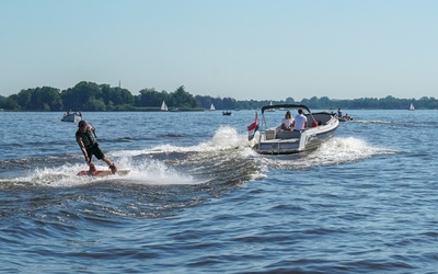 Interboat Intender 700