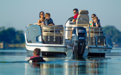 Bayliner Element XR7