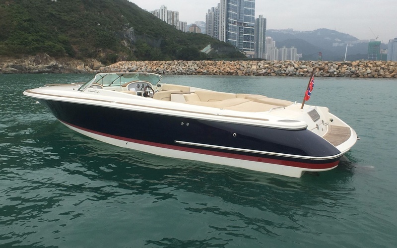 Chris-Craft Corsair 28