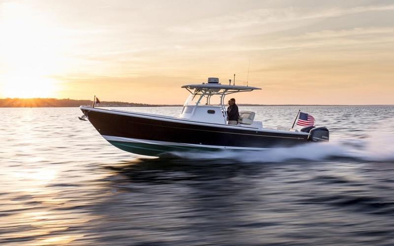 Hunt 32 Center Console