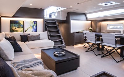 Velvette Cuddy cabin 20 Image / Aluminium