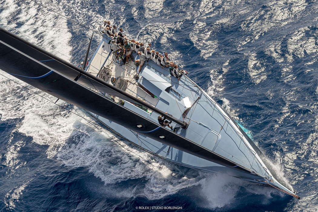 Ситуация повторилась и во флоте Maxi Racers. Три победы против двух, и «золото» достается RP 82 Custom Highland Fling XI с британского острова Мэн, а не американскому Maxi Canting Rambler.