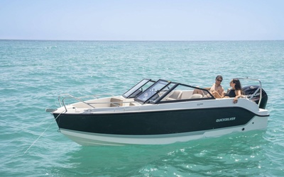 Quicksilver Activ 555 Bowrider