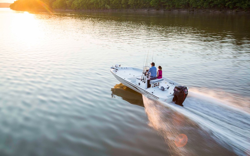 Crestliner 2000 Bay