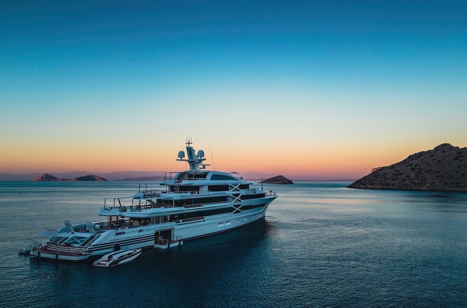 Golden Yachts  Project X