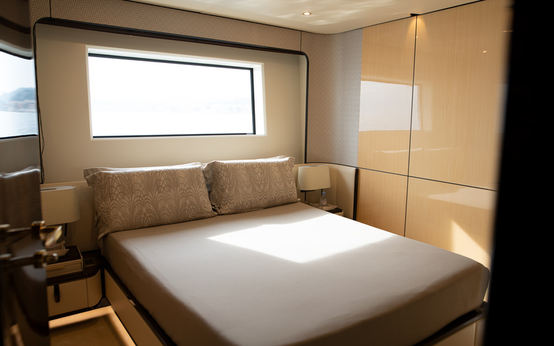 Sabre 48 Salon Express