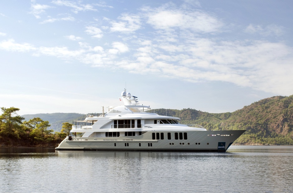 CMB Yachts Orient Star