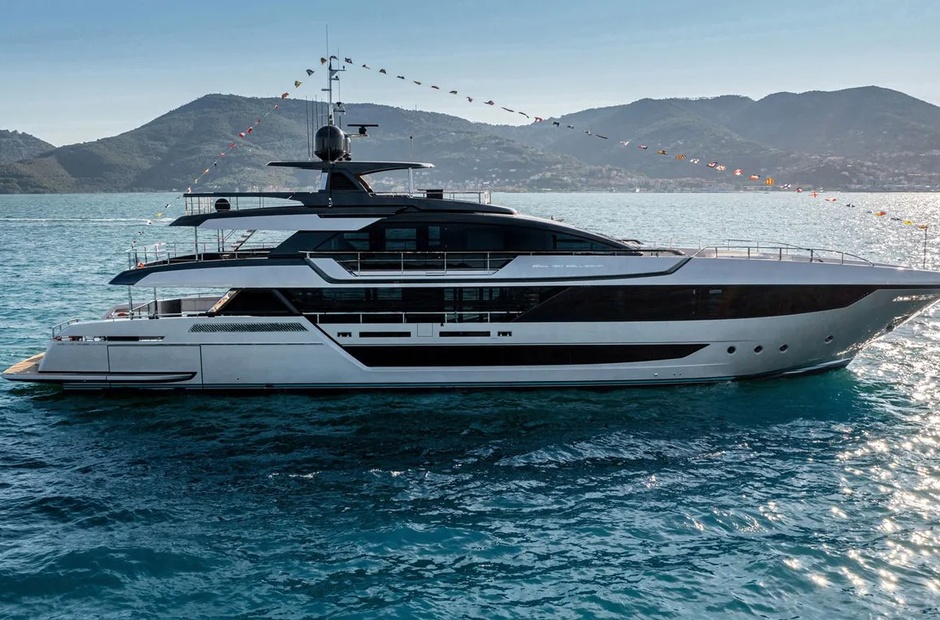 Riva Janus Navem