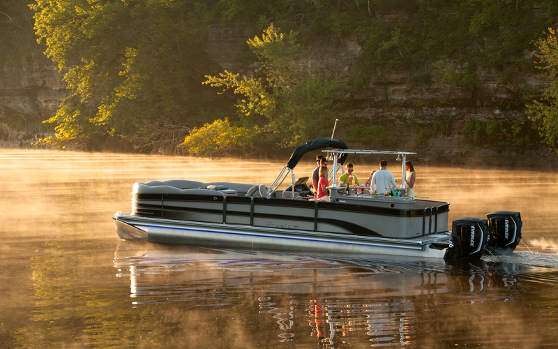 Premier Pontoons Grand Entertainer