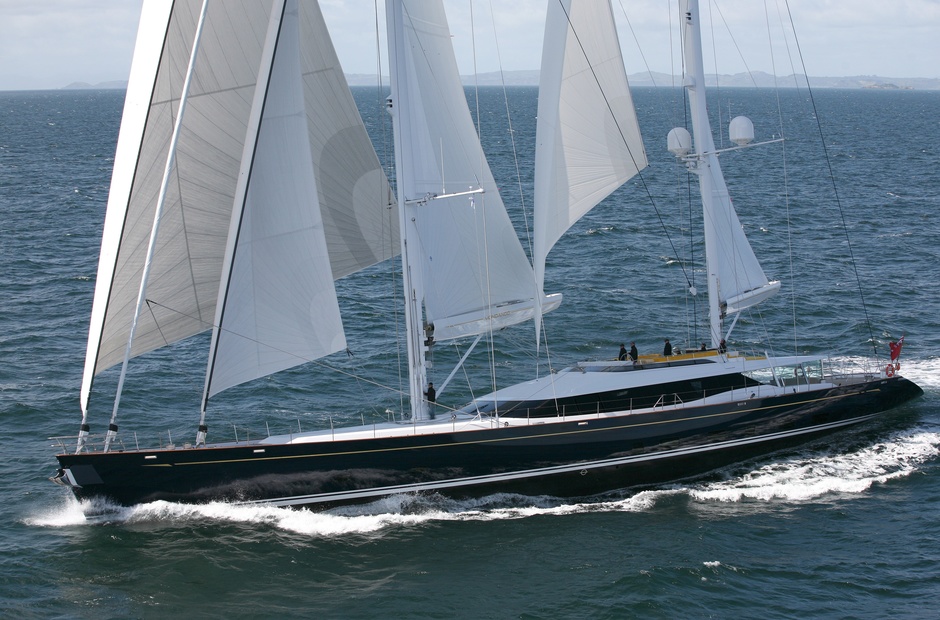 Alloy Yachts Q