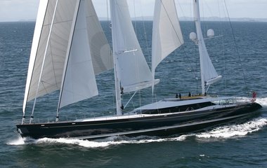 Alloy Yachts Q