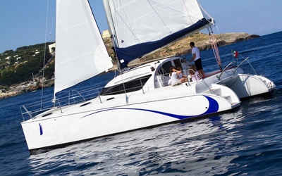 Flash Catamarans Ladyhawke 33