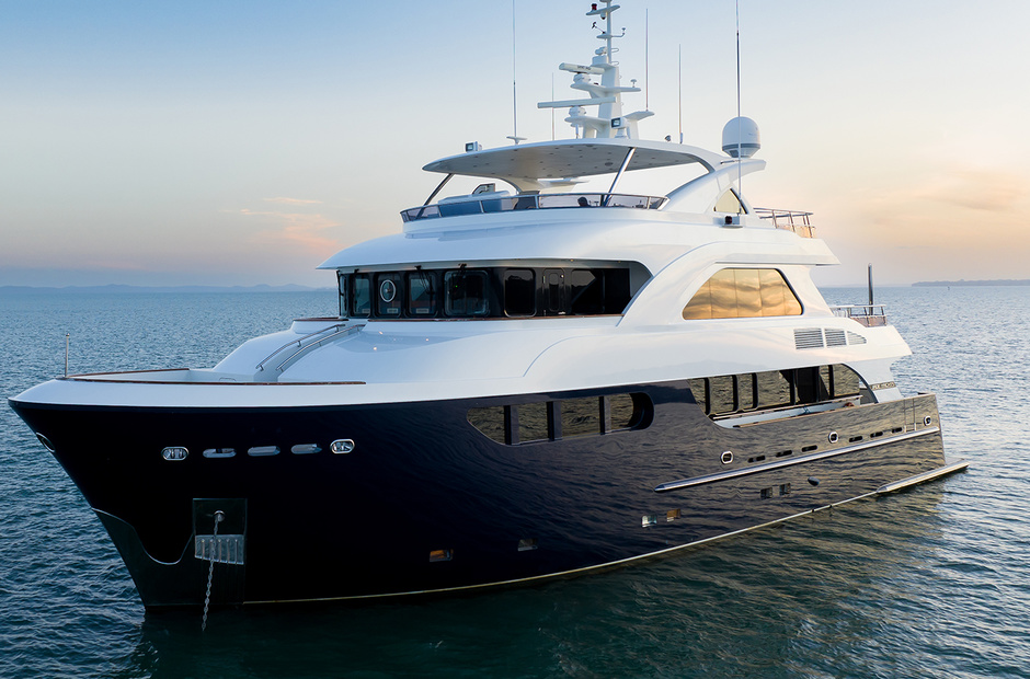 Jade Yachts Intrigue