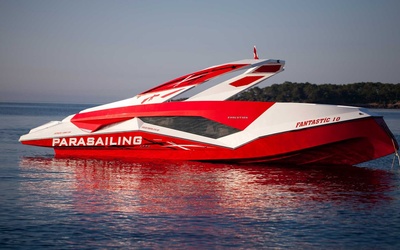 Badilli Evolution Parasailing Boat