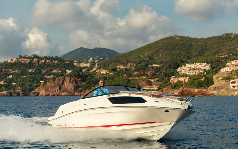 Bayliner VR6 Cuddy