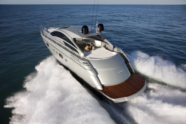 Pershing 58