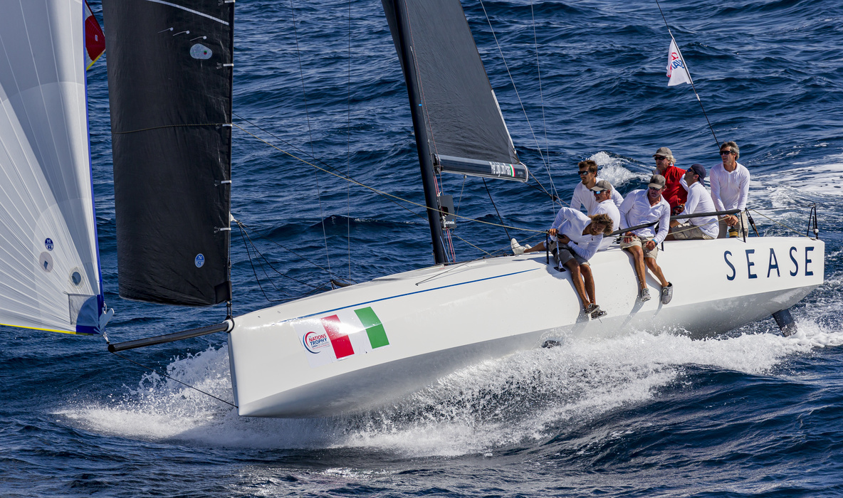 Second place in ClubSwan 36 went to another Italian team - Sease. The team managed to break away from Go Racing by only one point.