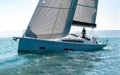 Grand Soleil 44