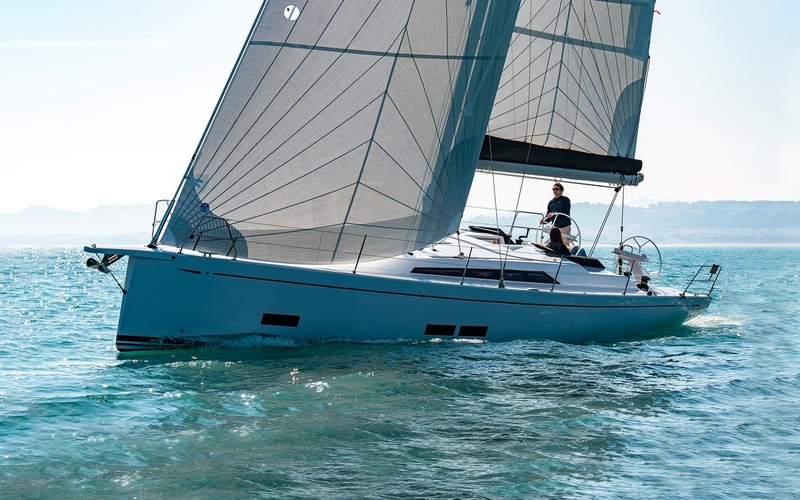 Grand Soleil 44
