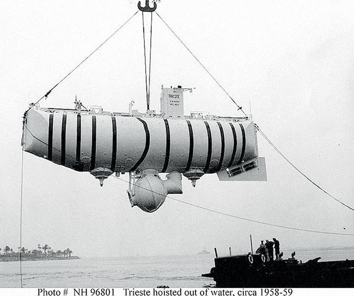 Lifting Trieste's bathyscaphe.