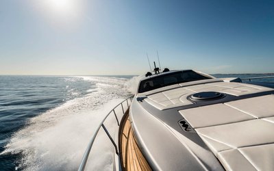 Pershing 6X