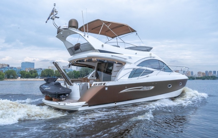 Galeon 440 Fly (2008)