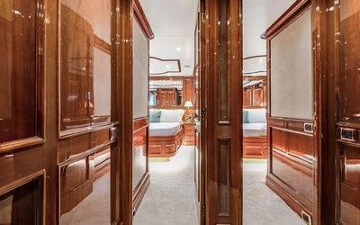 Crownline E 285
