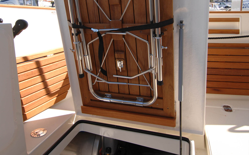Rhea 850 Timonier