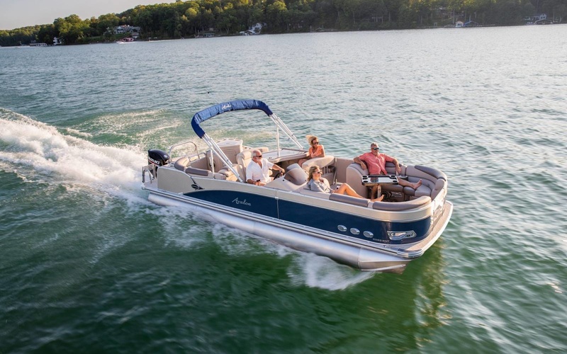 Avalon Catalina Entertainer 25