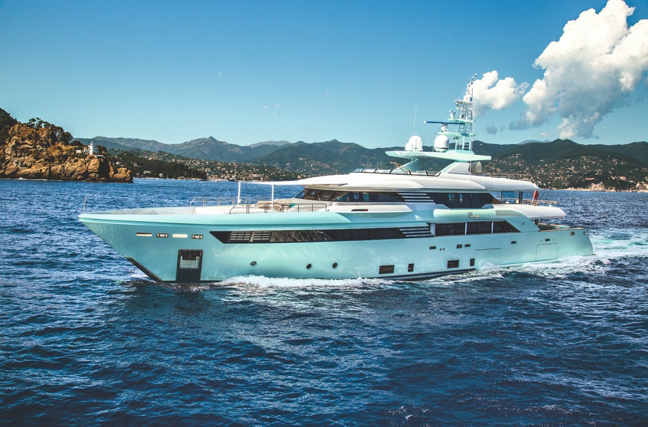 CRN Latona