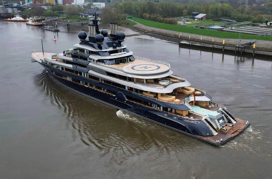 Lurssen Luminance