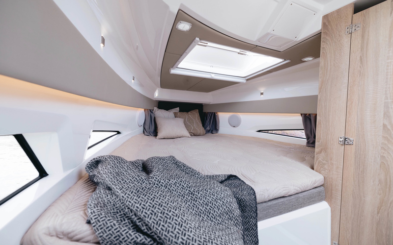 Nordkapp Noblesse 830